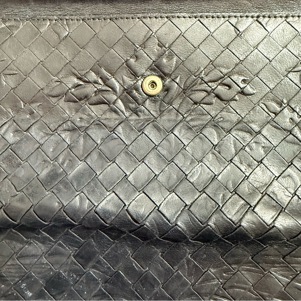Bottega Veneta Intrecciato Botanical Embossed Leather Rare Continental Wallet - Picture 2 of 10